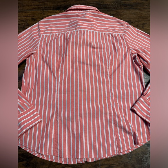 L.L. Bean Classic Roll Tab Button-Down Shirt Blouse Top Medium Rare - Picture 3 of 7